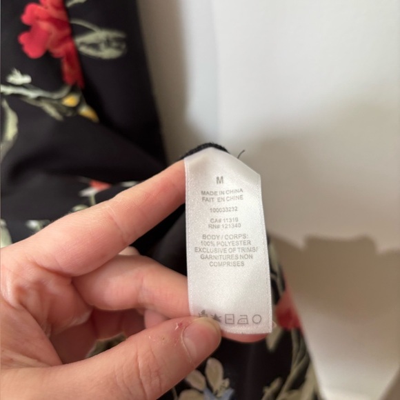 🎉4/30$🎉 Dynamite Black Floral Slip Dress - Size Medium - Picture 5 of 7